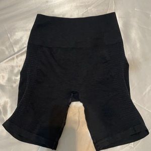 Alphalete biker shorts